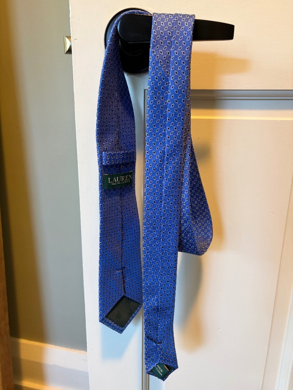 100% silk Ralph Lauren Tie